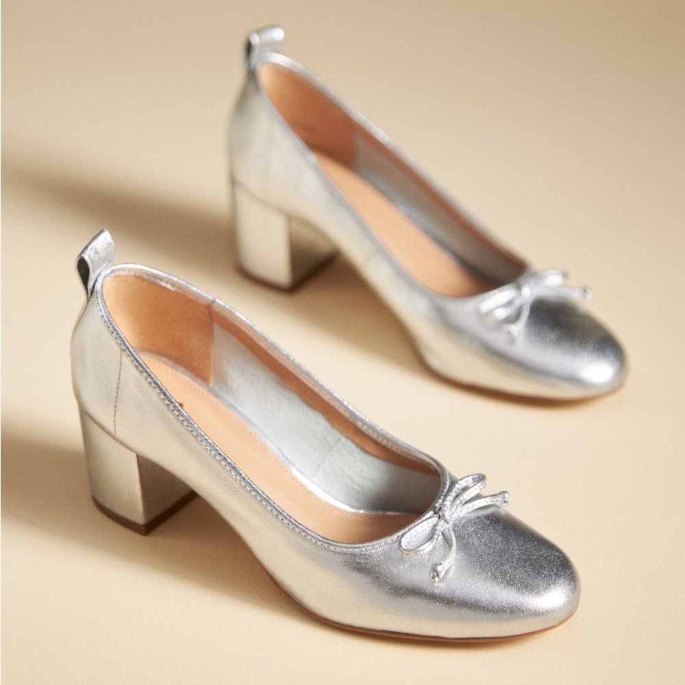 Heeled ballet pumps by Maeve